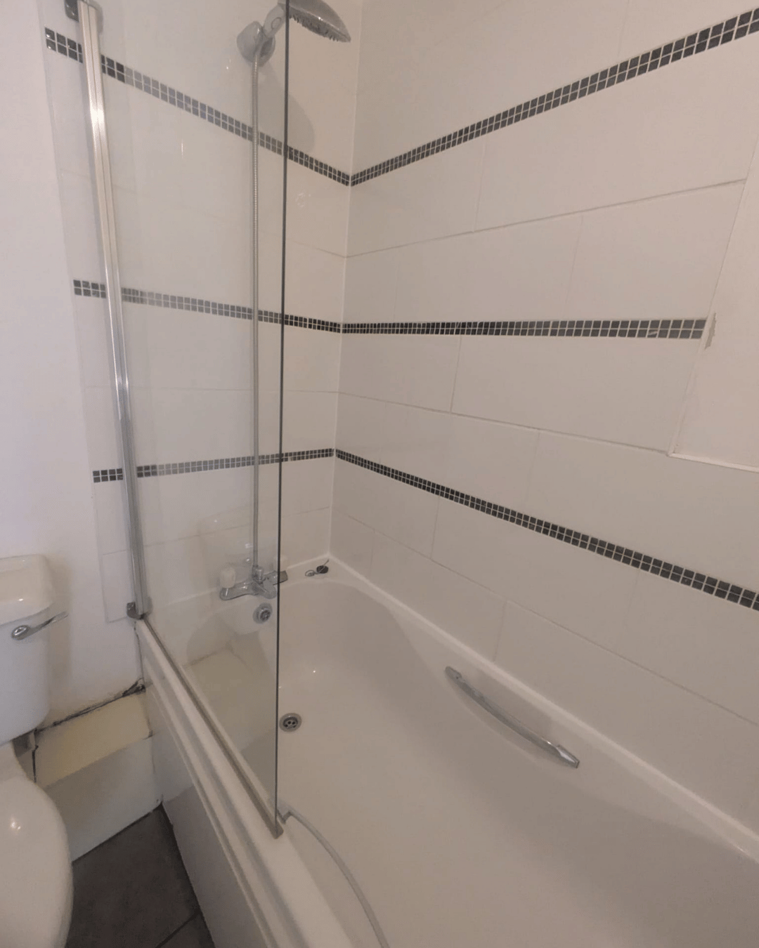 End of tenancy clean 2 shower