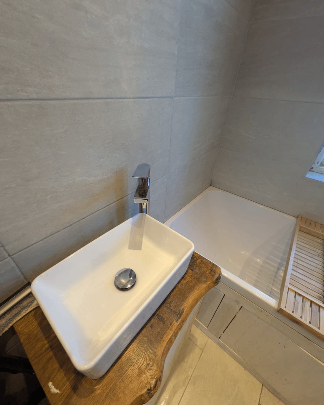 End of tenancy clean 4 bathroom (2)
