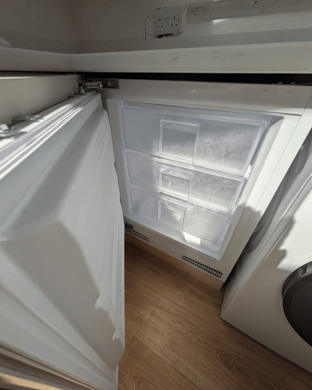 End of tenancy clean 4 freezer