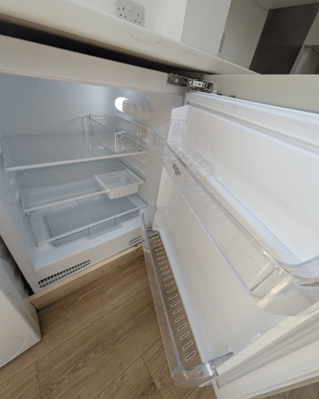 End of tenancy clean 4 fridge