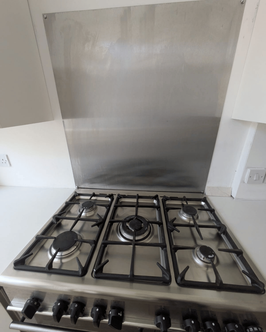 End of tenancy clean 4 hob