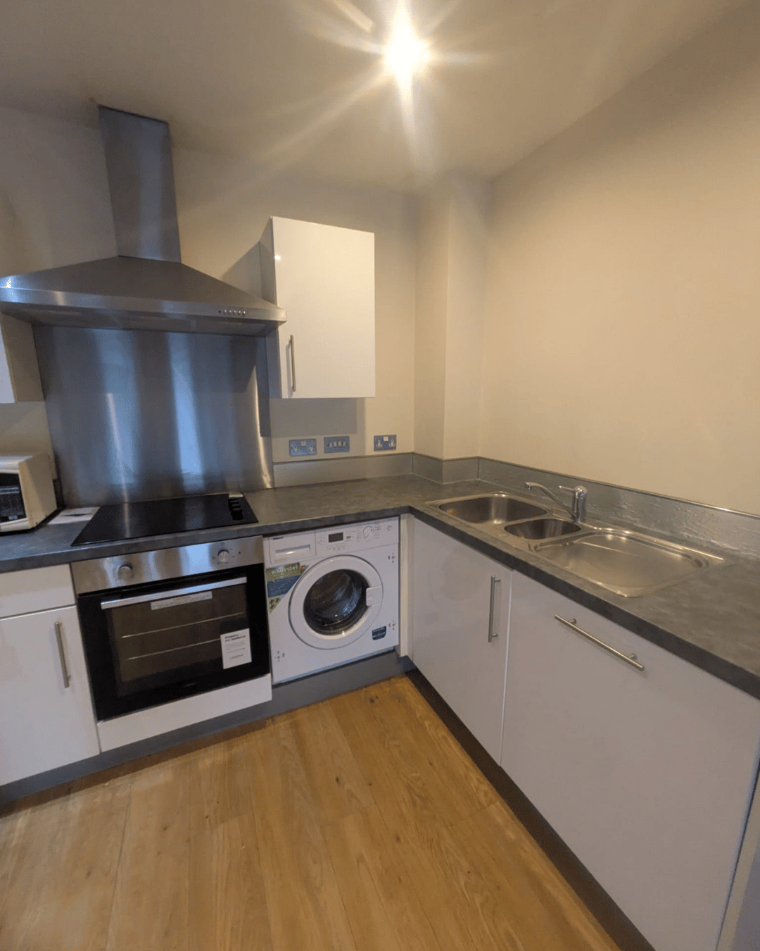 End of tenancy clean 4 kitchen 2