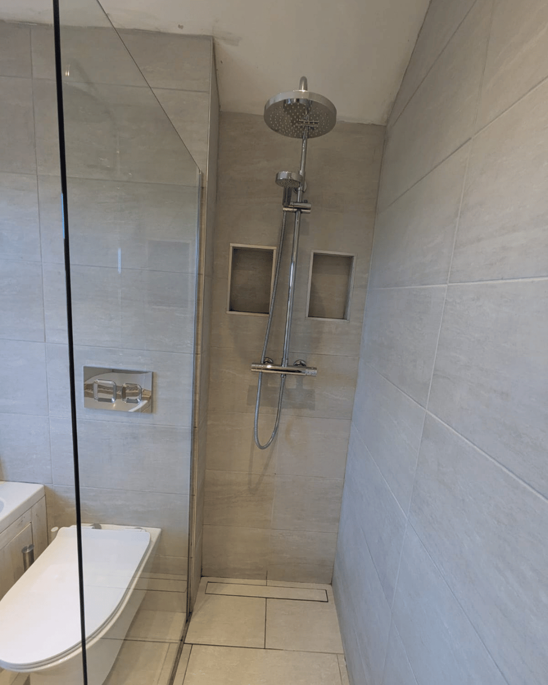 End of tenancy clean 4 shower