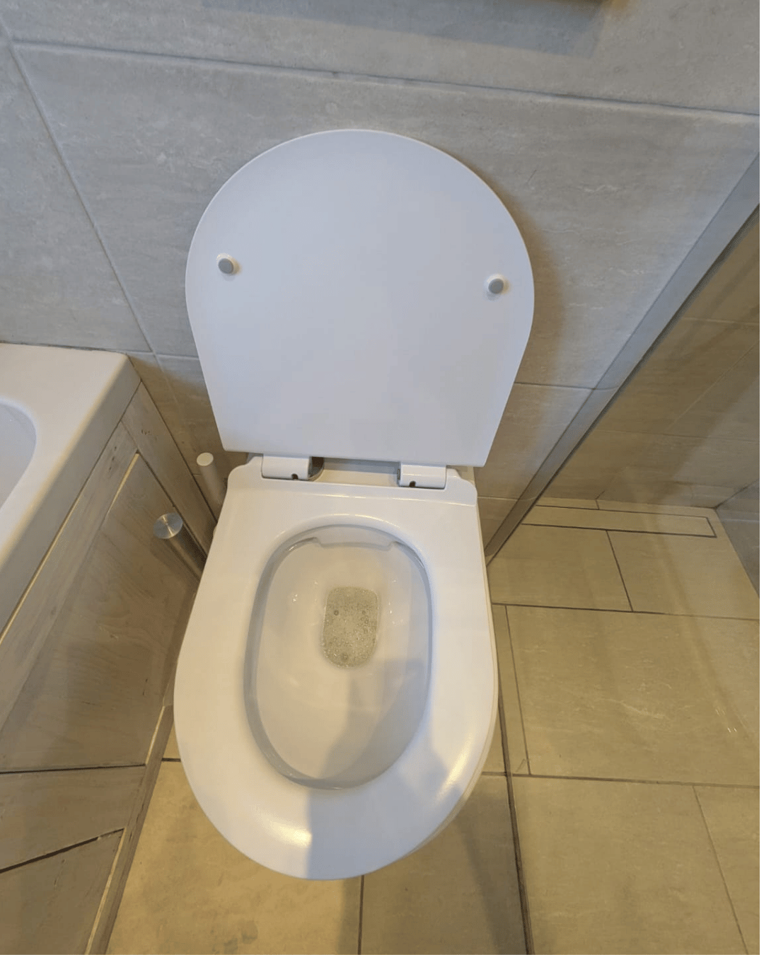 End of tenancy clean 4 toiler