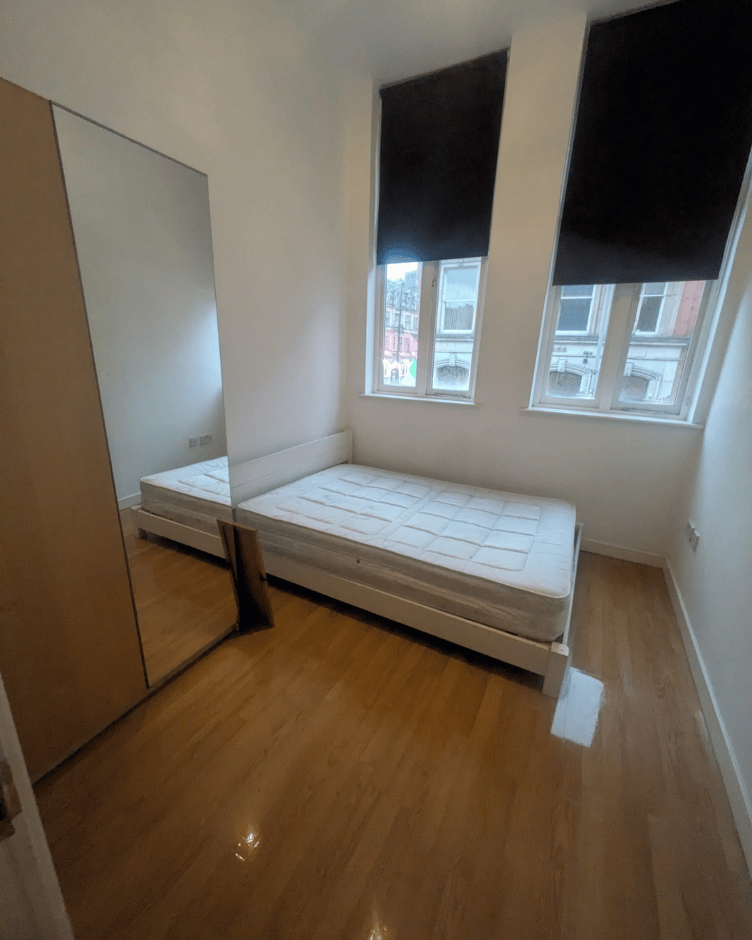End of tenancy clean bedroom