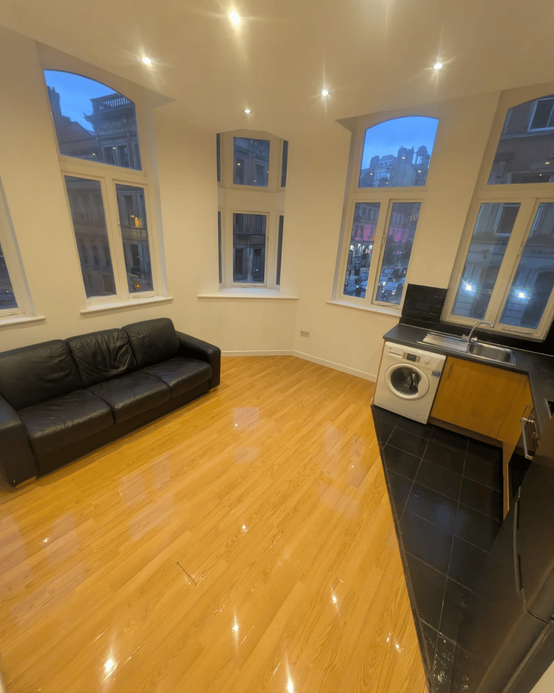 End of tenancy clean living room