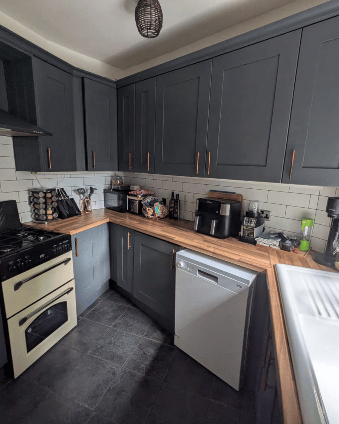 1-1 client support cleans photo 14- 9th september